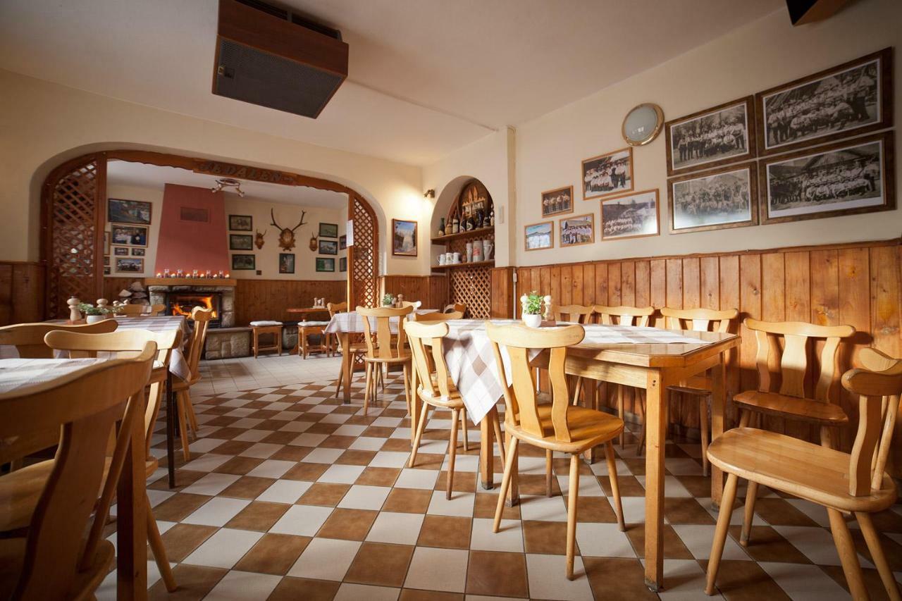 Prazdninovy Dom Eliska*** Villa Rajecka Lesna Exteriör bild