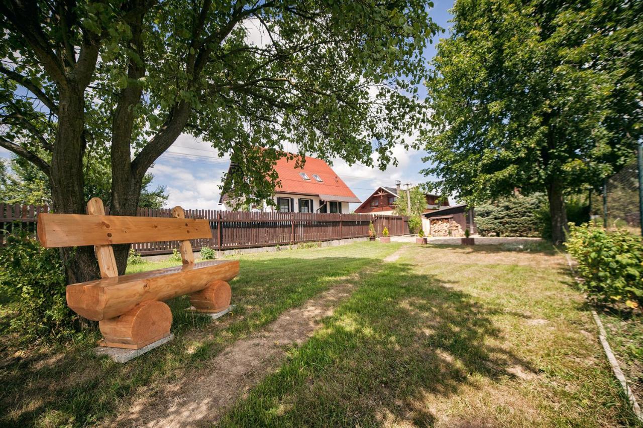 Prazdninovy Dom Eliska*** Villa Rajecka Lesna Exteriör bild